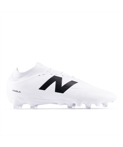 New Balance Men's Tekela Team Low Laced FG V5 Soccer Cleat