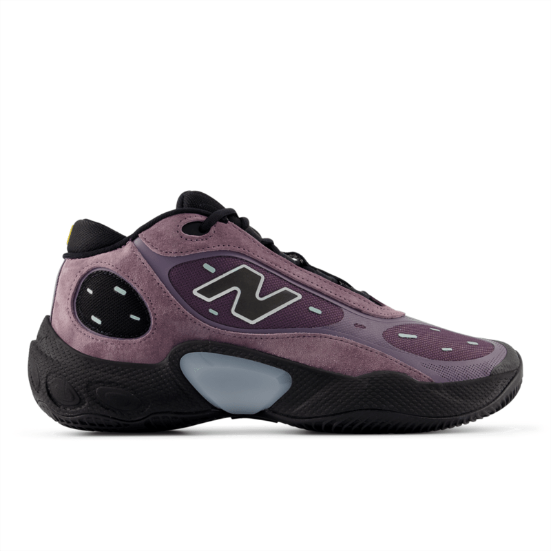New Balance Men's Fresh Foam BB V3 Basketball Shoe