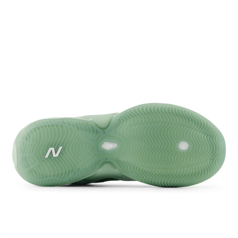 New Balance Men's Fresh Foam BB V3 Basketball Shoe