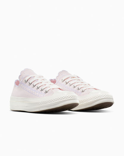 Chuck 70 Embroidered Low Top