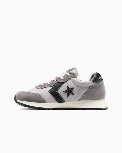 Converse Omega Trainer